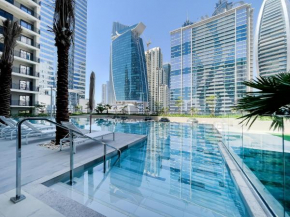 Zada Tower 1BR with amazing Dubai Canal view